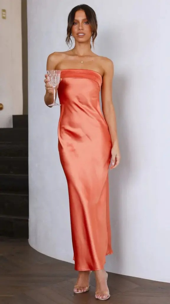 Saba - Elegant strapless dress