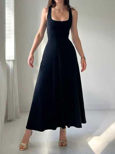 Winnie - Elegant silhouette midi dress