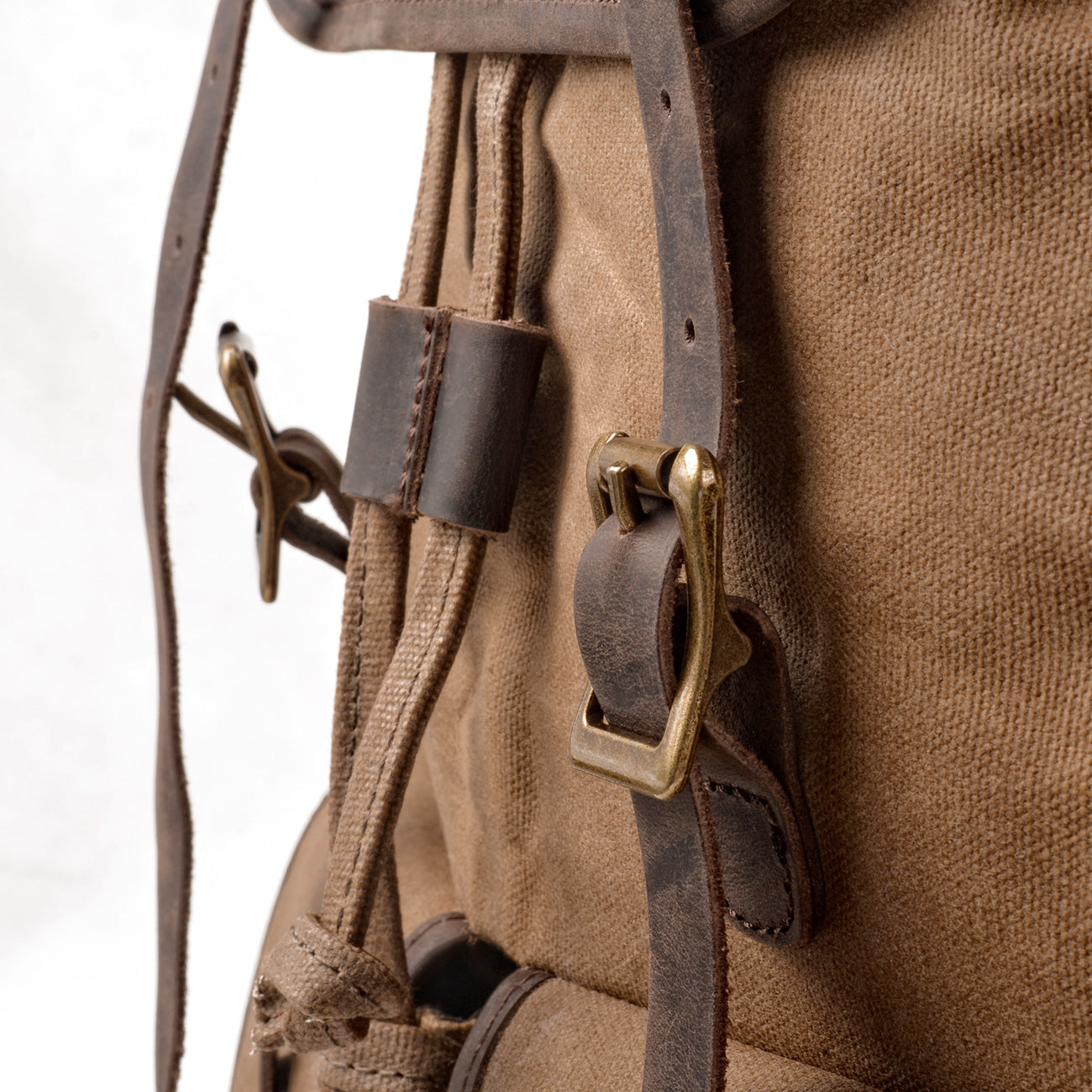 Cedar - Canvas travel backpack